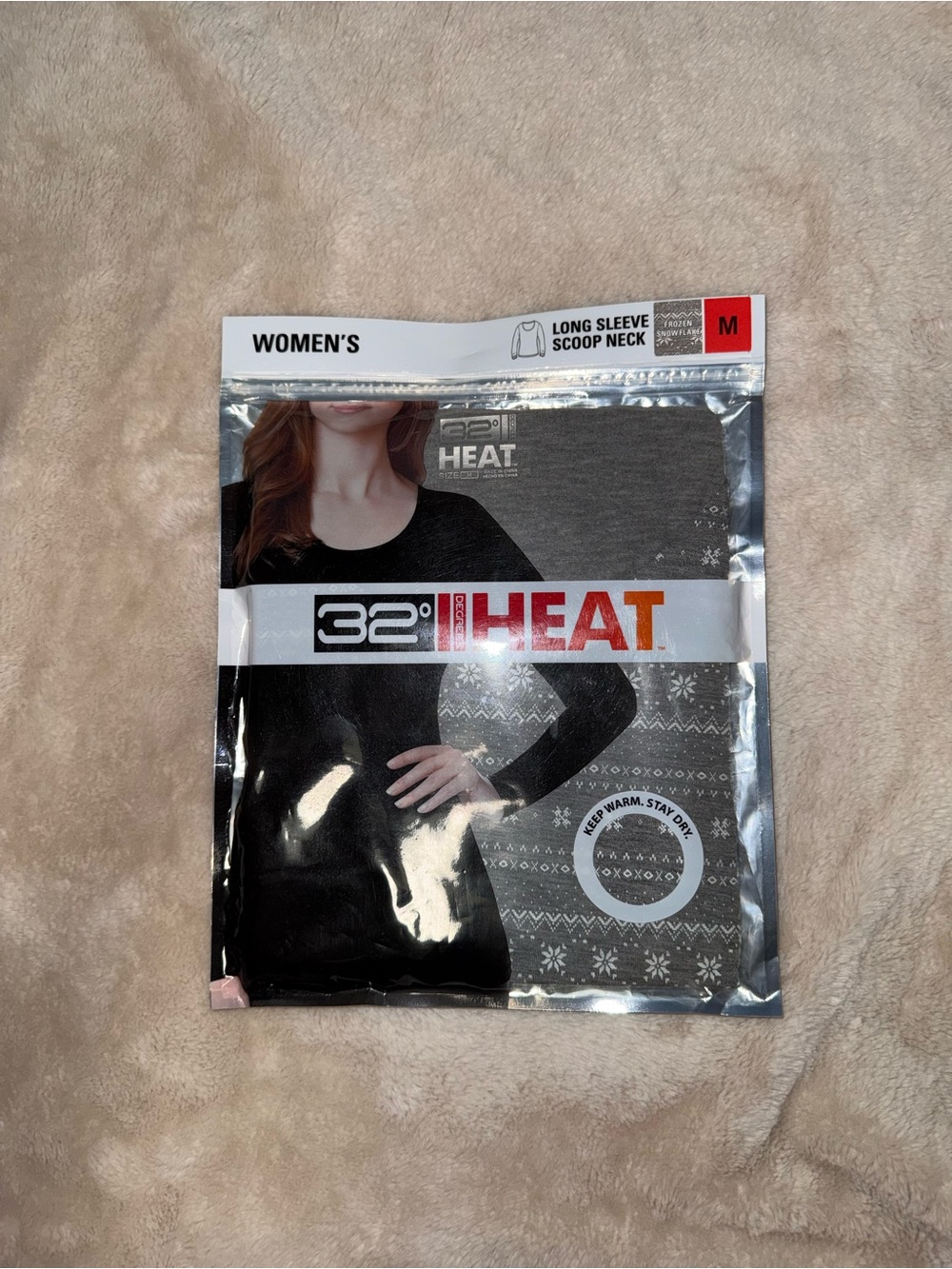 32 Degrees Women’s Long Sleeve Scoop Neck Top - Black